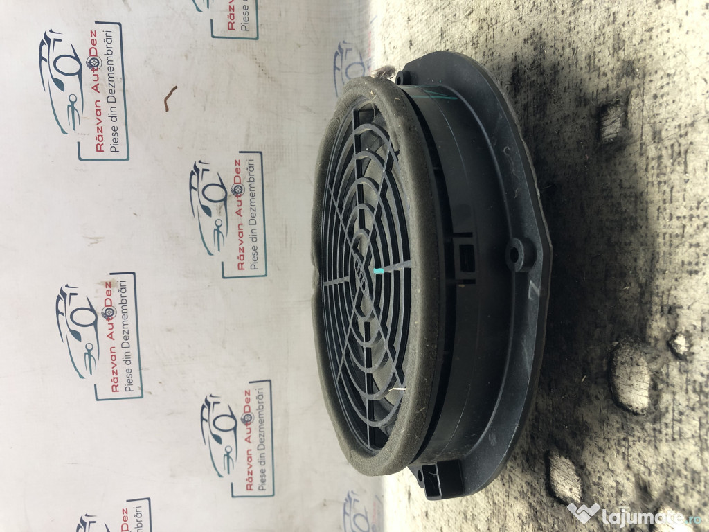 Boxa stanga fata Audi A1 2012