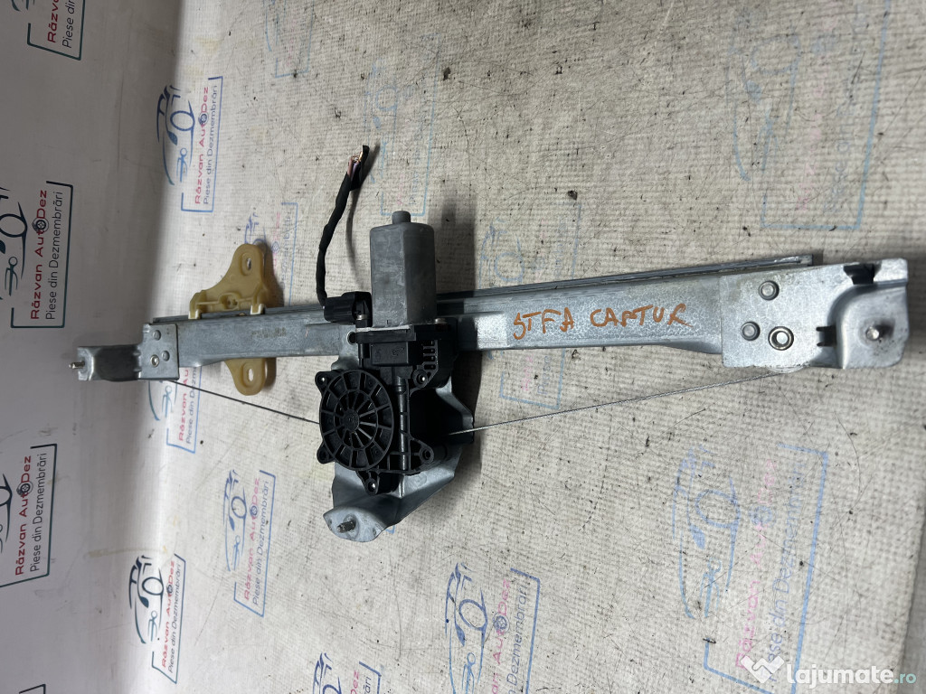 Macara geam stanga fata Renault Captur 2015