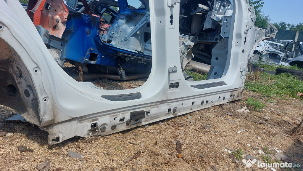 Prag dreapta BMW X1 F48 2017