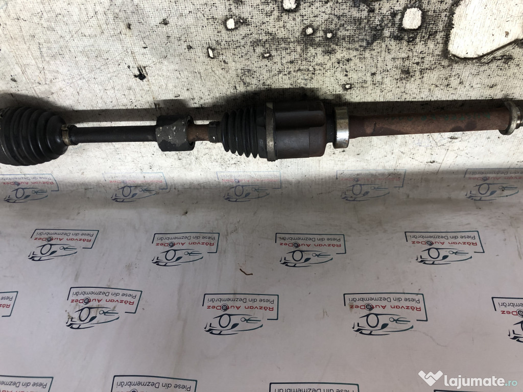 Planetara dreapta fata Dacia Duster 2014