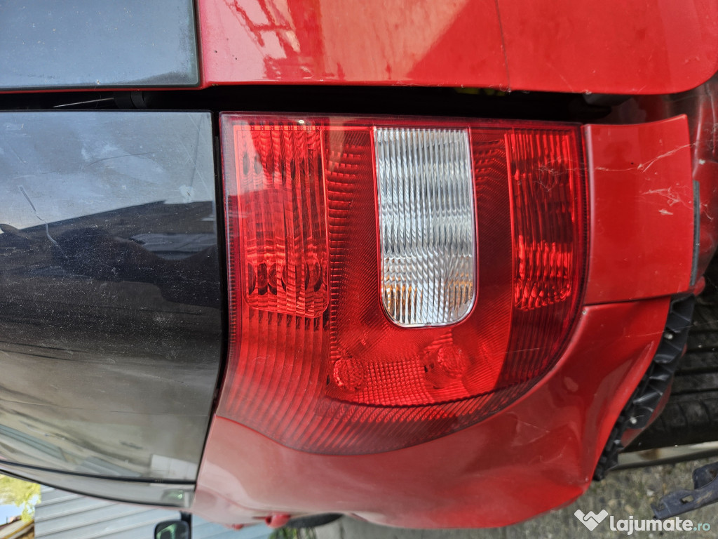 Stop stanga aripa Skoda Yeti Benzina 2010