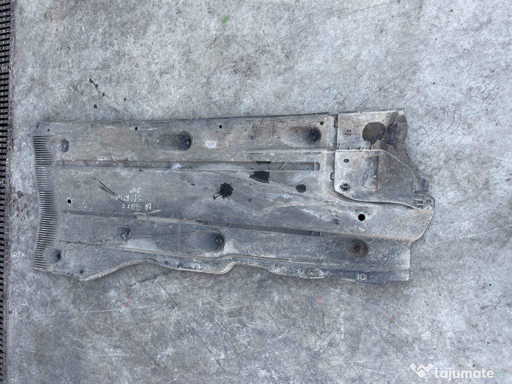 Scut lateral dreapta Volkswagen Sportsvan 2.0 Motorina 2014