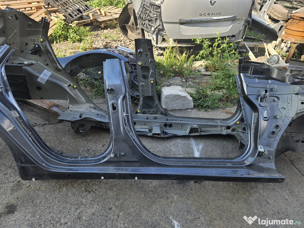 Prag dreapta tabla Ford Fiesta Hatchback - Benzina 2018