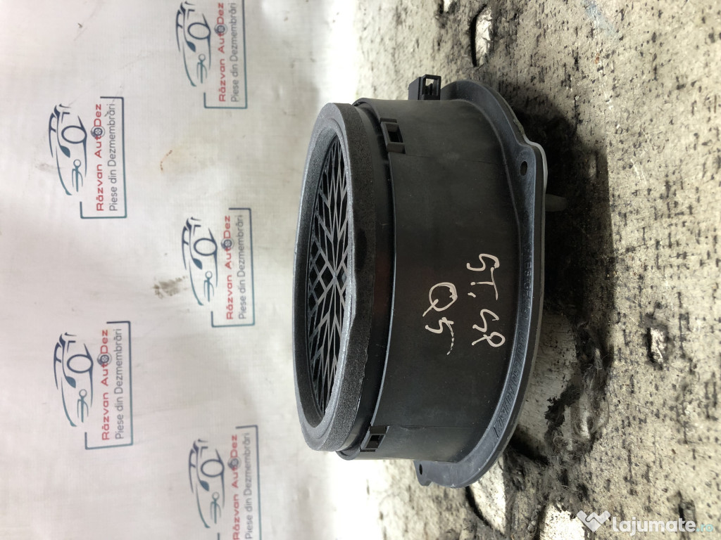 Boxa stanga spate Audi Q5 2010