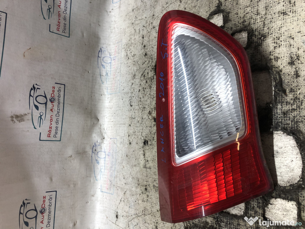 Stop stanga hayon Mitsubishi Lancer 2010