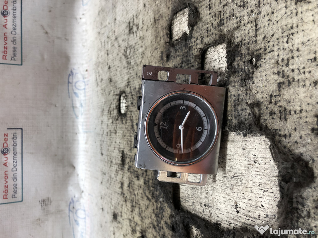 Ceas bord analogic Volkswagen Passat CC 2013