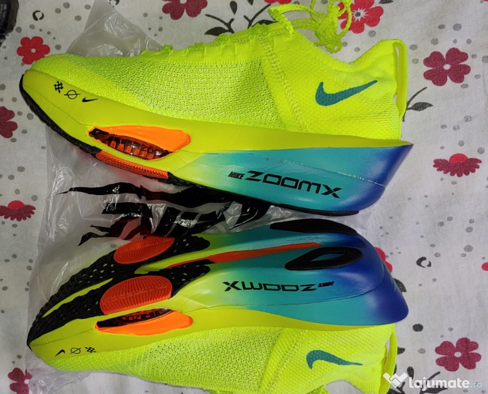 Nike alphafly 3 marime 42.5 NOI brantul aprox 27 cm