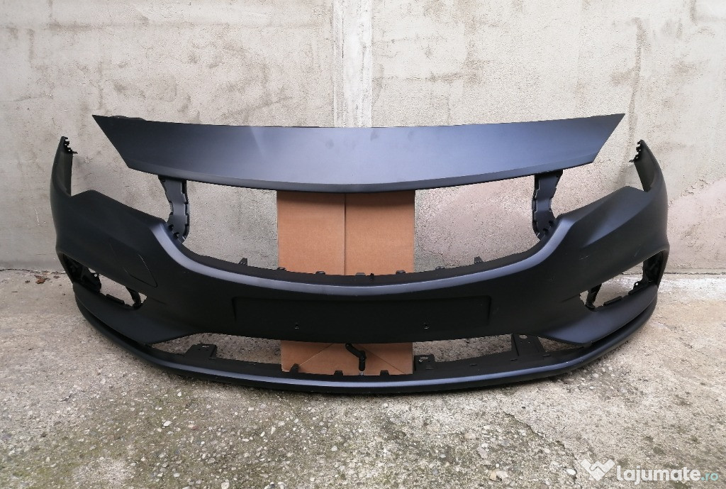 Bara Opel Astra K neagra