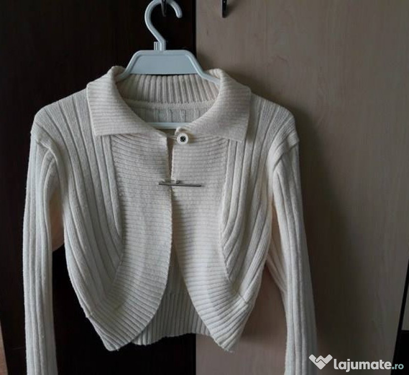 Pulover crem dama