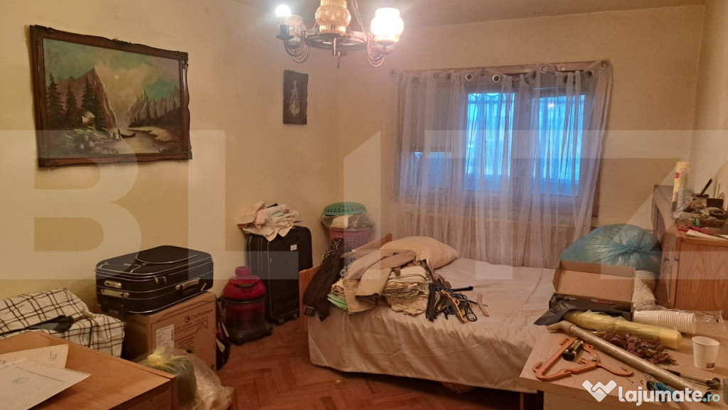 Apartament 3 camere – Parter, decomandat – Preț super b