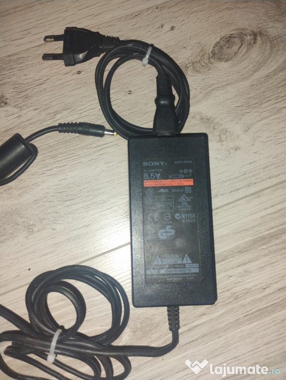 Adaptor de alimentare