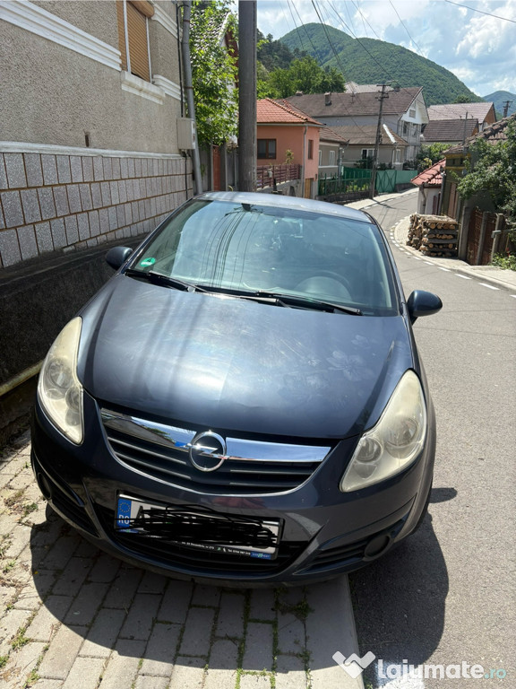 Opel corsa - 1.0 benzină