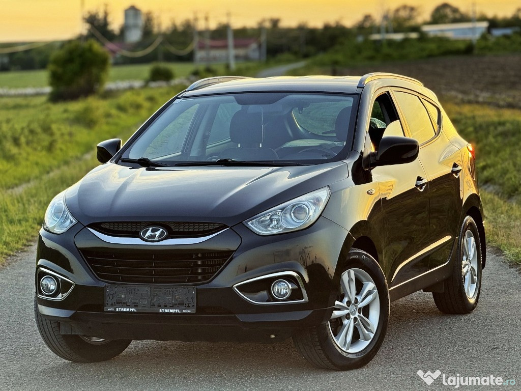 HYUNDAI IX 35 2.0 D 4x4 EURO 5 Impecabil Adus recent !