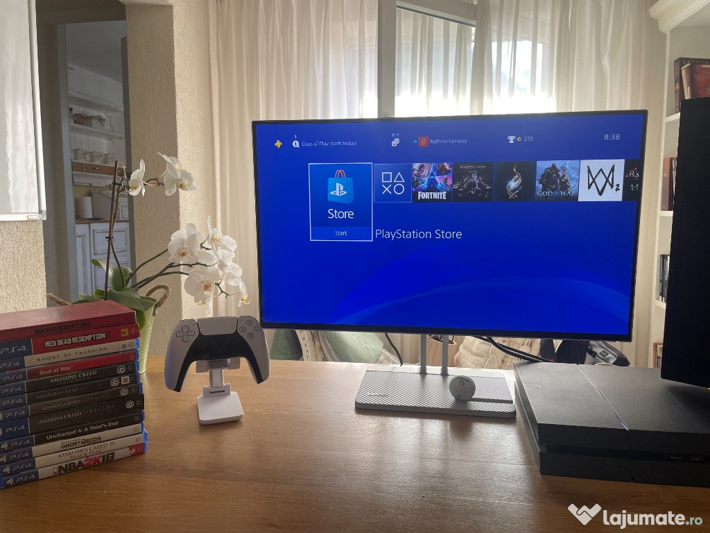 Playstation 4 + controller și jocuri