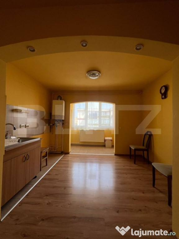 Apartament cu 2 camere, 52mp , recent renovat , zona Parcul