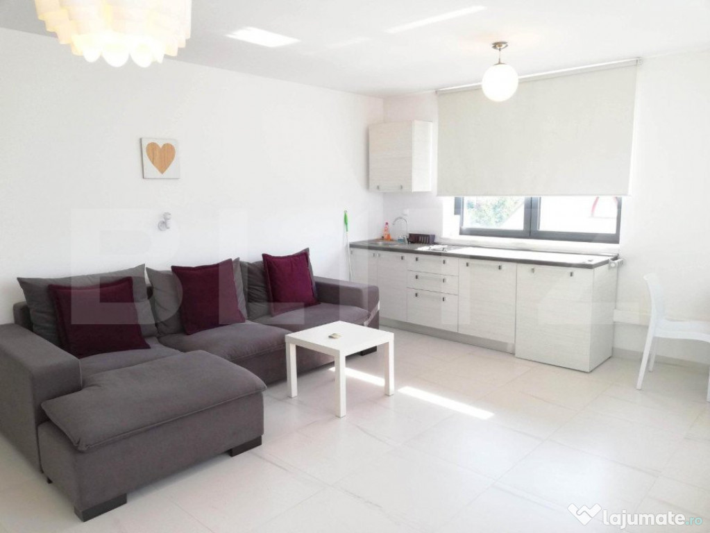 Apartament, 2 camere, 50 mp, imobil nou, zona strazii Mirce