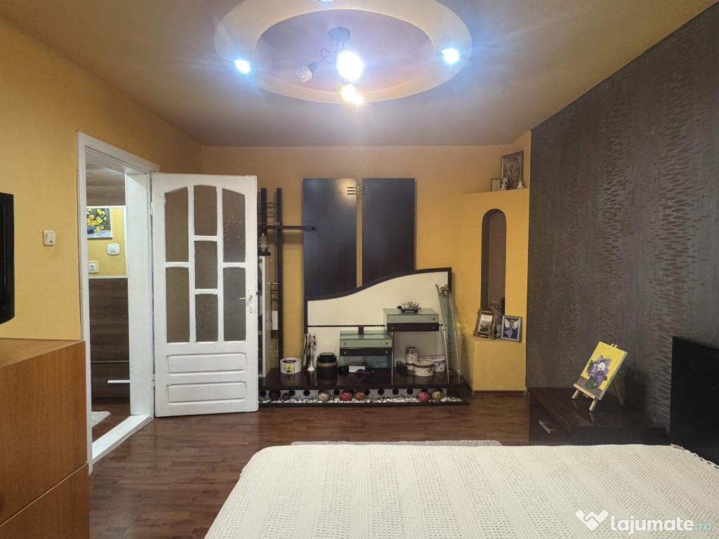 2 cam, decomandat, 56 mp, etaj 7 din 10, str. Libertatii-ultracentral
