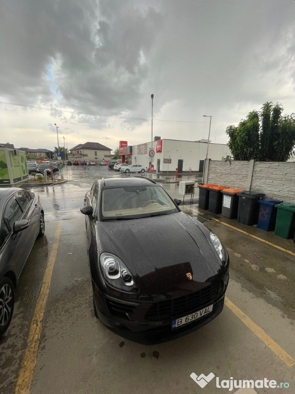 Spațiu comercial vizavi de stația de autobuz