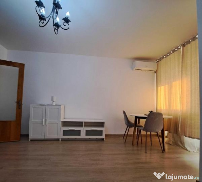 Dristor etaj 7 semidecomandat