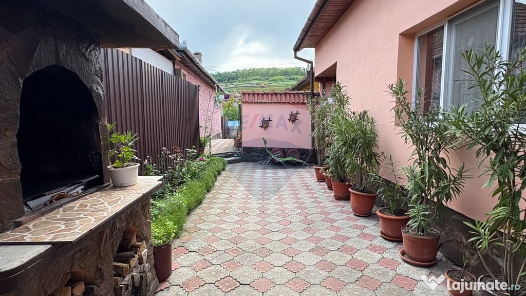 Casă in zona Mosnei, Str. Stejarului, la cheie