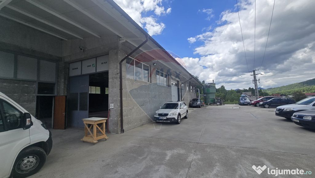 Spațiu industrial de 547mp si 1712mp de închiriat în z...