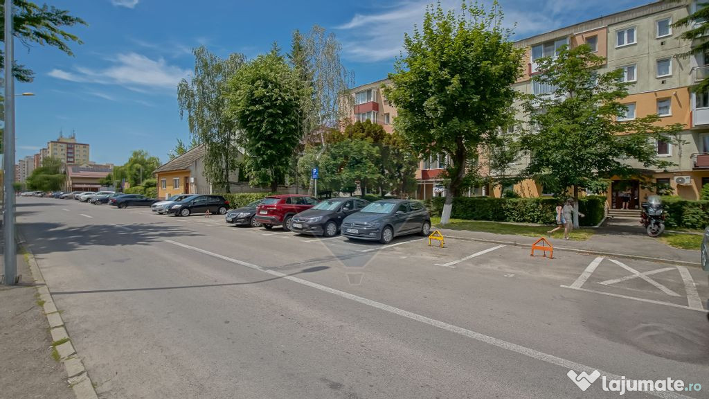 Închiriere spațiu comercial în Brașov, cartier Florilor