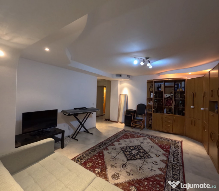Apartament 3 camere, decomandat, 1 Decembrie - Buzău