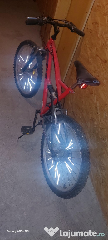 Vând bicicletă dhs
