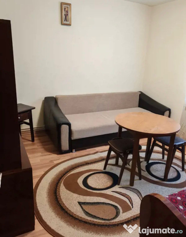 Apartament 2 camere, decomandat - zona Bartolomeu