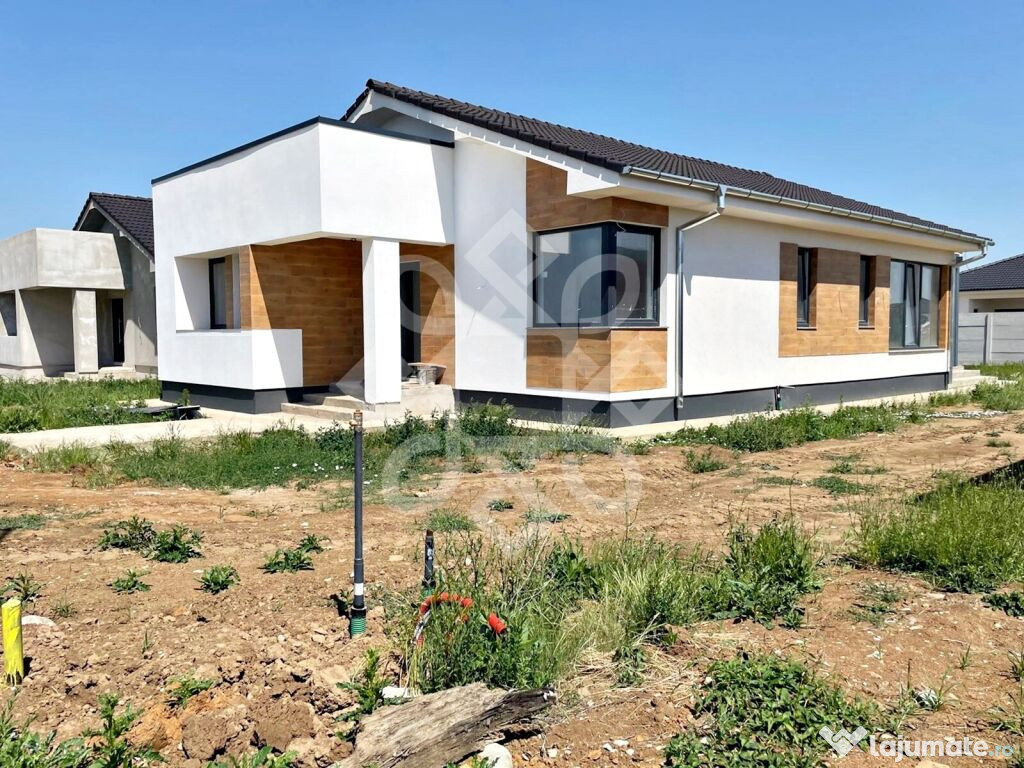 Casa noua cu teren 500 mp in Santandrei