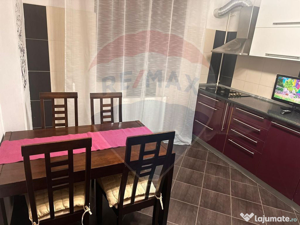 Apartament cu 2 camere de închiriat In Cartierul Latin