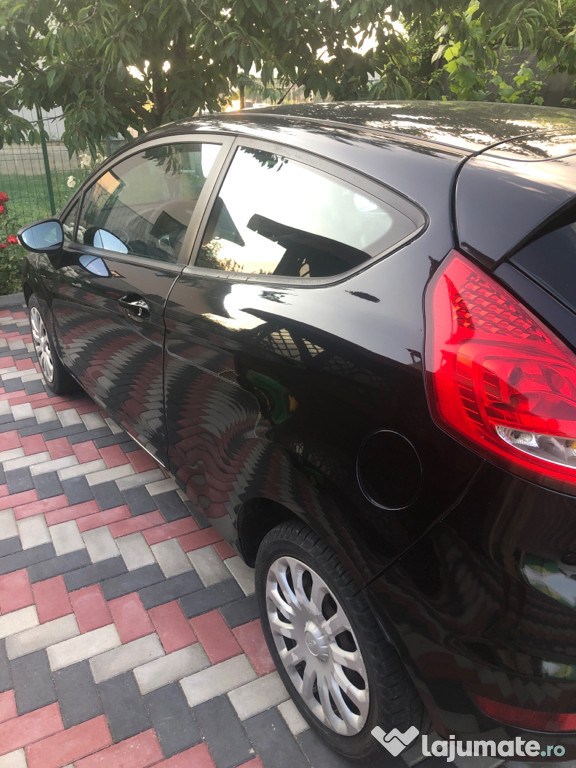 Autoturism Ford Fiesta