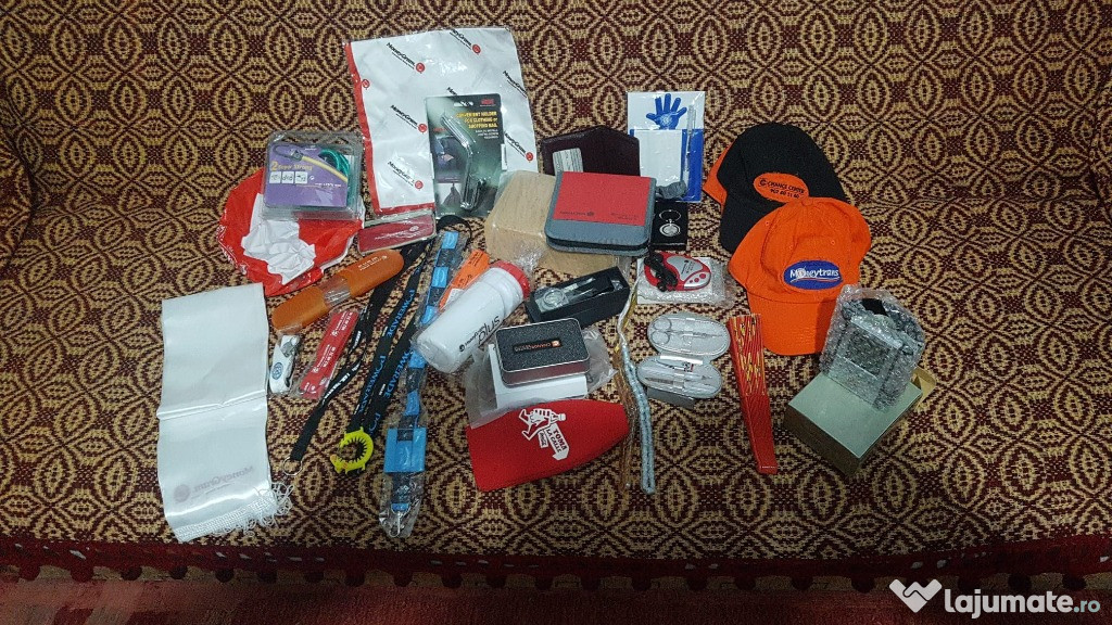 Scaun rotile și saltea antiescara, diverse obiecte, vezi anunț