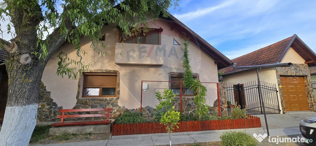 Casa cu mansarda in MIȘCA jud Arad
