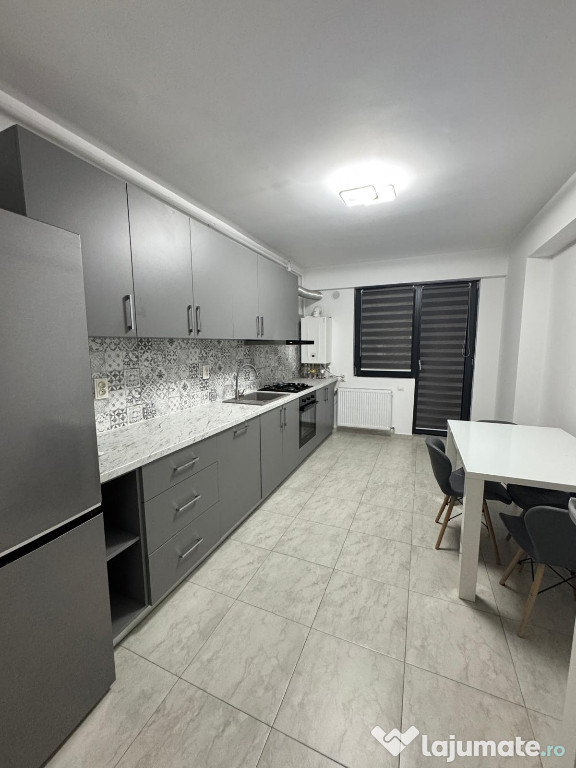 Apartament 3 camere | 82 mp utili + balcon 17 mp | parcare subterană