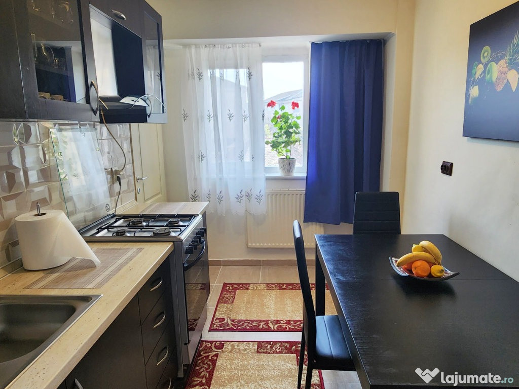Apartament cu 4 camere Renovat