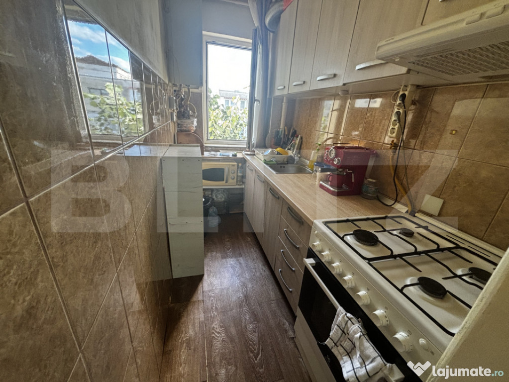 Apartament 3 camere - Micro 14