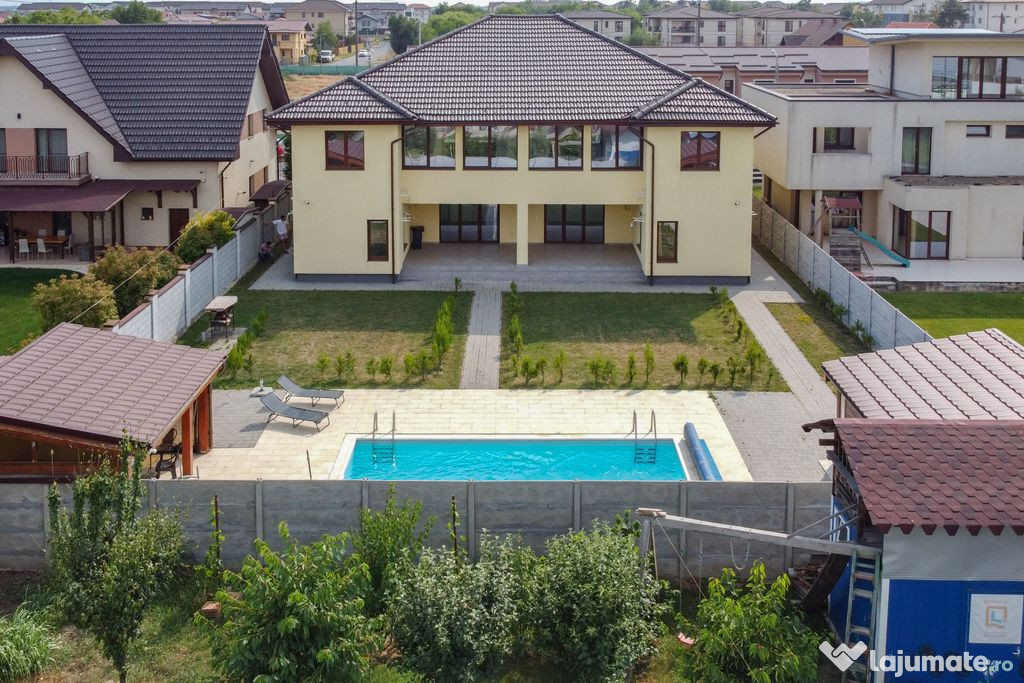 Casa/Vila cu 6 camere si piscina de vanzare in Ciarda Ros...