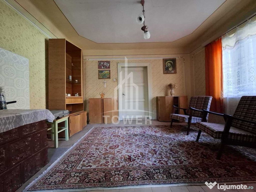 Casă tradițională de vânzare în Fântânele- vedere ...