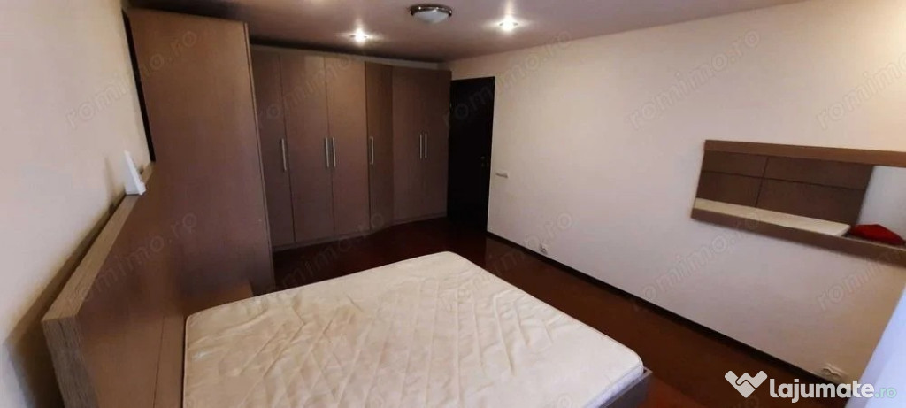 2 camere in zona Lipovei