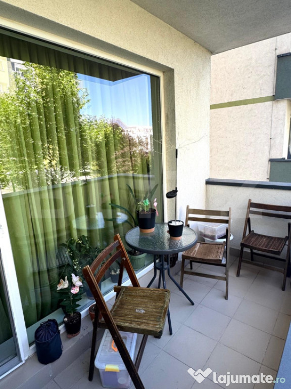 Apartament de vanzare, cu 2 camere, 51 mp, zona Tractorul-Co
