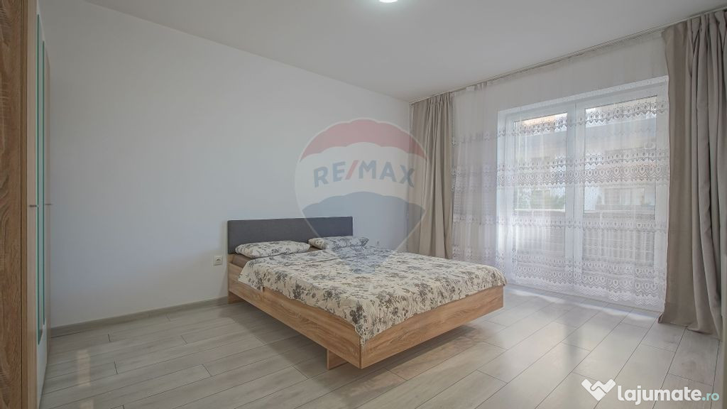 Apartament cu 3 camere parter inalt|loc de parcare si boxa