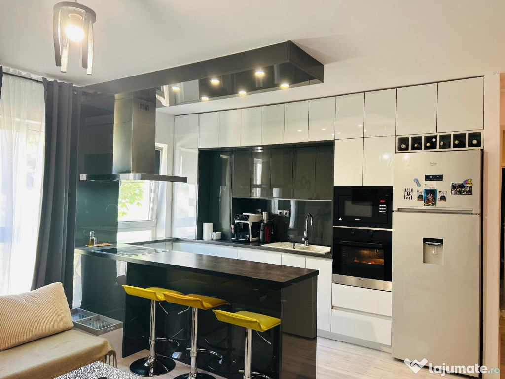 Apartament 3 camere de vânzare – Florești, zona Eroilor