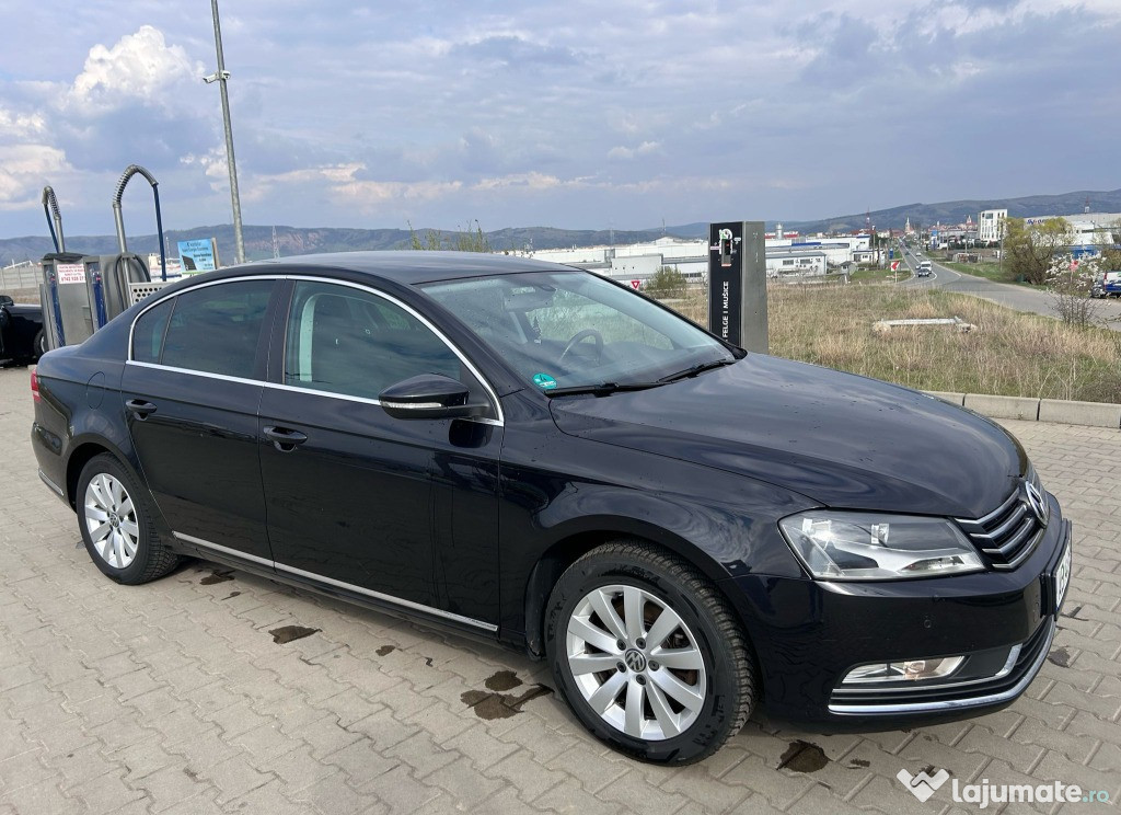 Vând Volkswagen Passat B7, benzină, 2012, înmatriculat