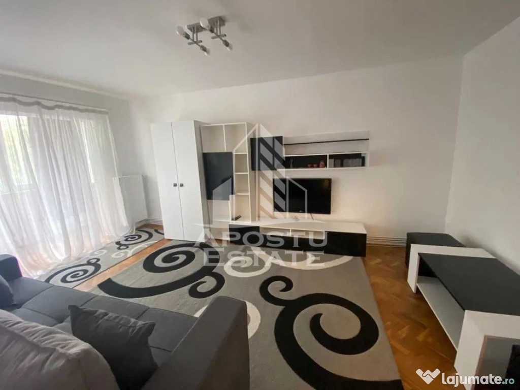 Apartament cu 3 camere, zona Soarelui, Centrala Proprie