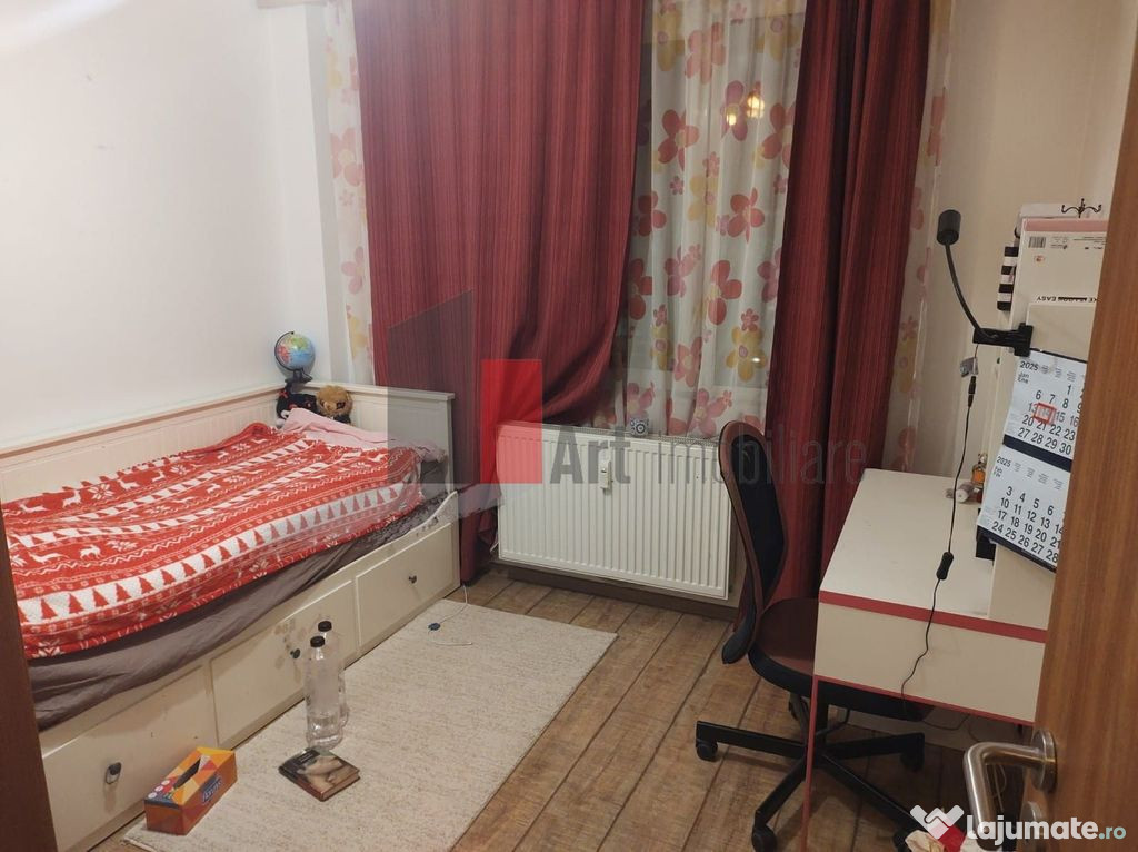 Vânzare apartament 3 camere zona Huedin