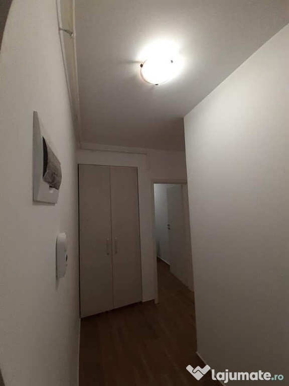 Apartament de închiriat