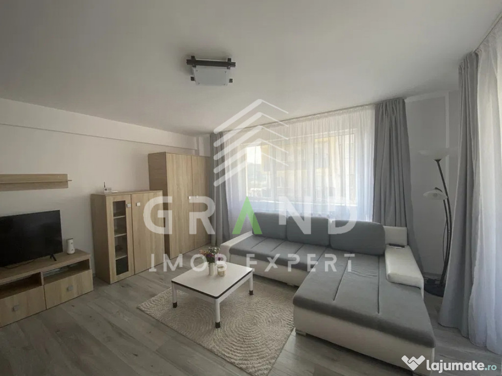 Ap de 1 camera MODERN, BALCON, PARCARE, zona Vivo