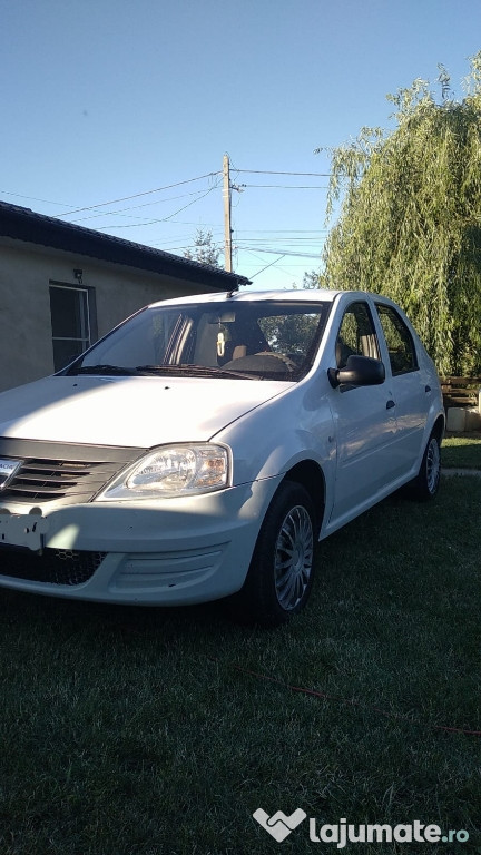 Dacia Logan 2012