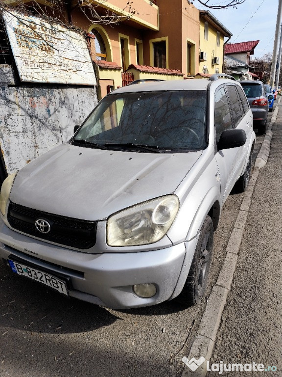 Toyota RAV4 cu gaz